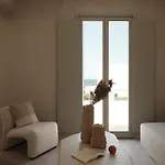 Hotel Akria Seaside