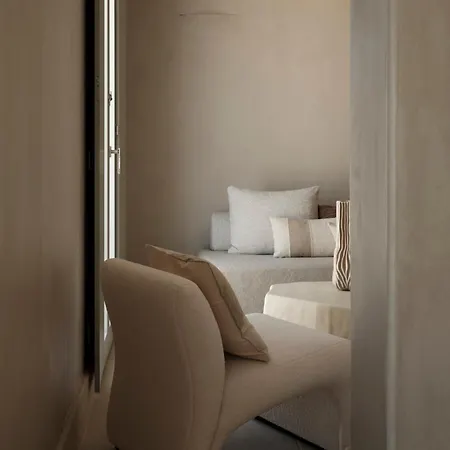 Akria Seaside Hotel Naousa