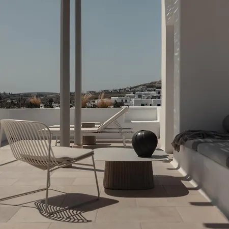 Akria Seaside Naousa (Paros)