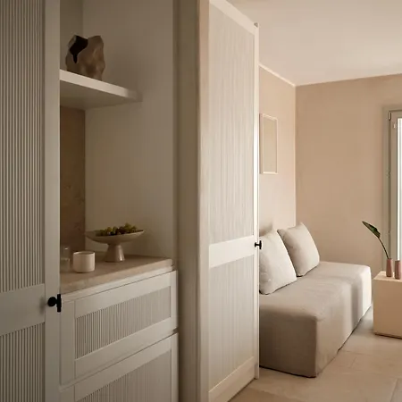 Hotel Akria Seaside *